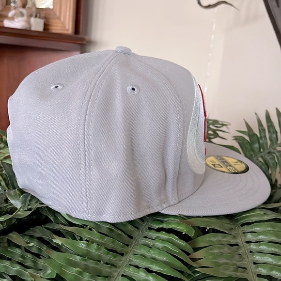 Brand New NEW ERA San Francisco 49ers Light Gray Hat Embroidered Logo Hat NFL - Picture 10 of 15